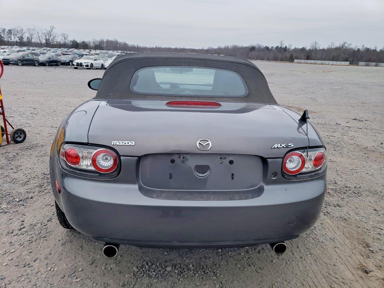 2006 MAZDA MX-5 Miata