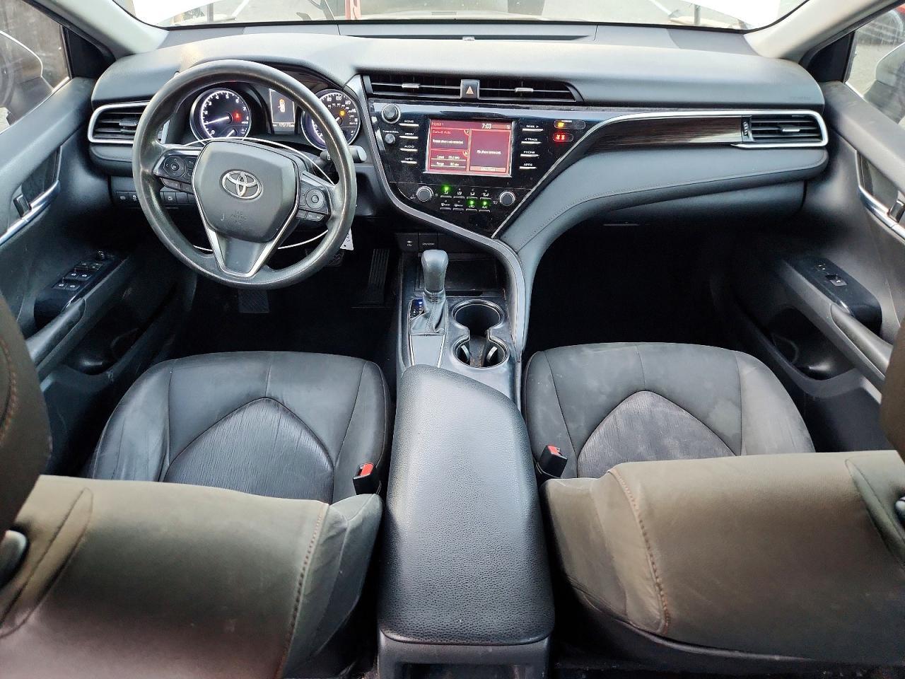 2018 TOYOTA CAMRY