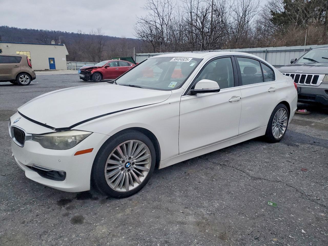 2013 BMW 3 SERIES