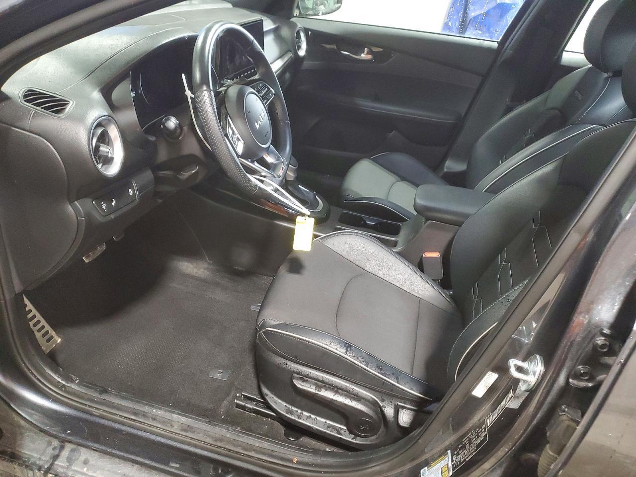 2023 KIA FORTE