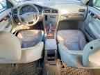 2005 VOLVO V70