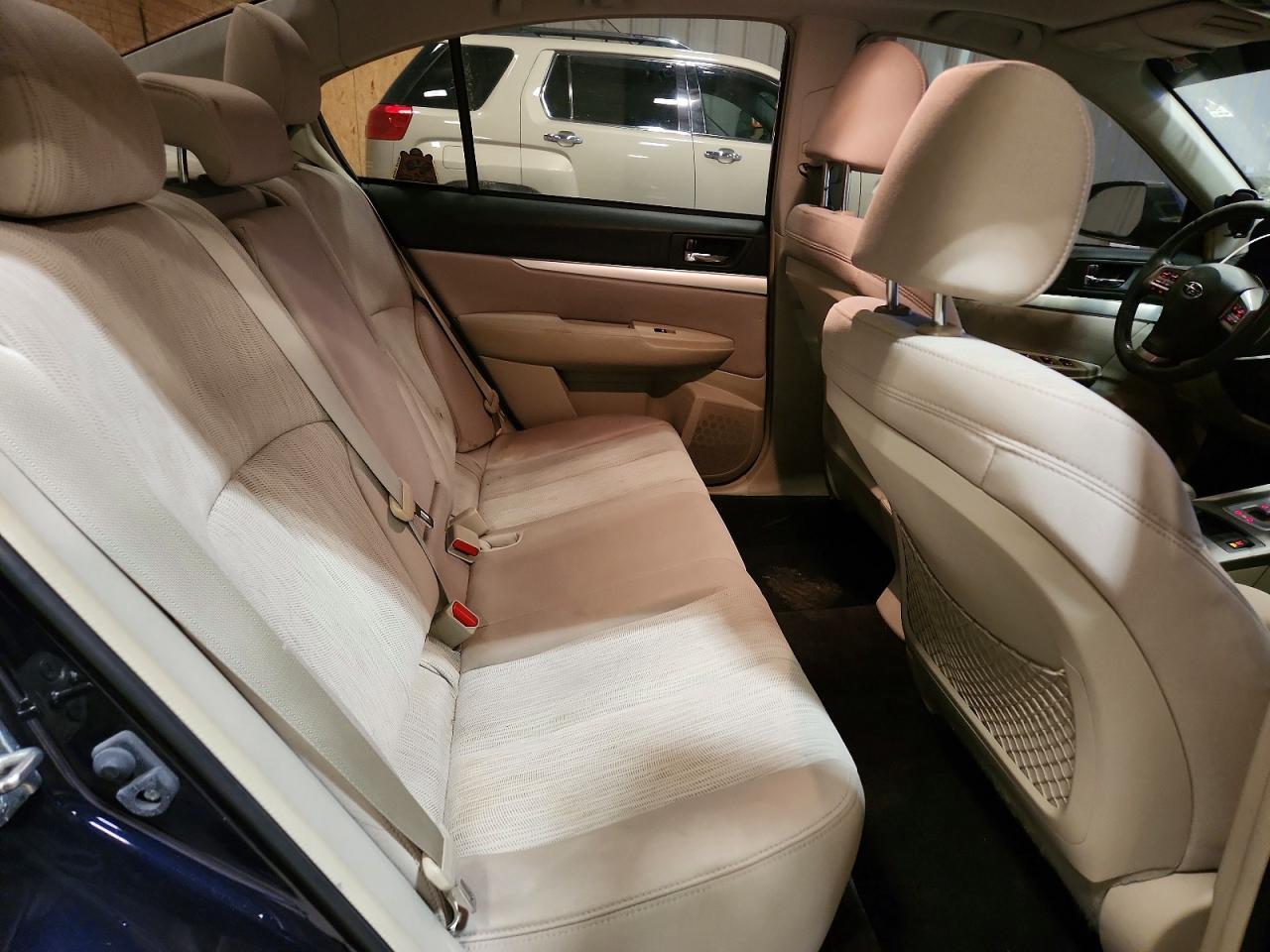 2013 SUBARU Legacy