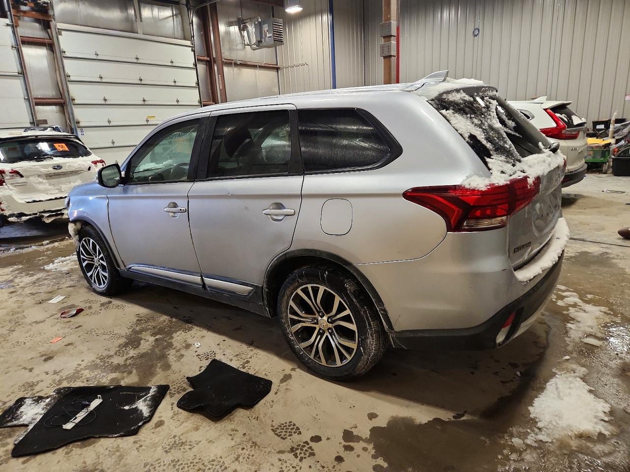 2017 MITSUBISHI outlander