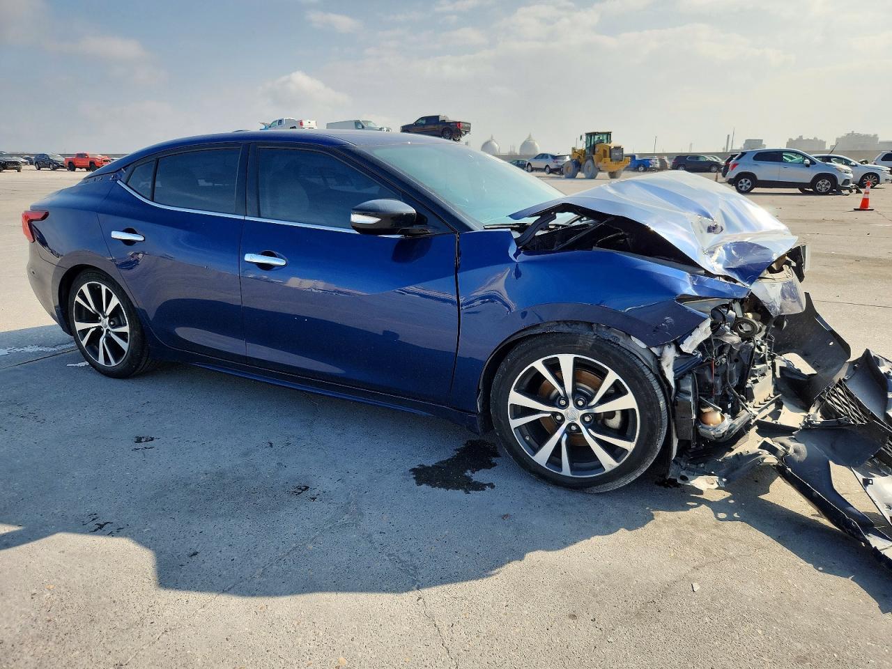 2017 NISSAN Maxima