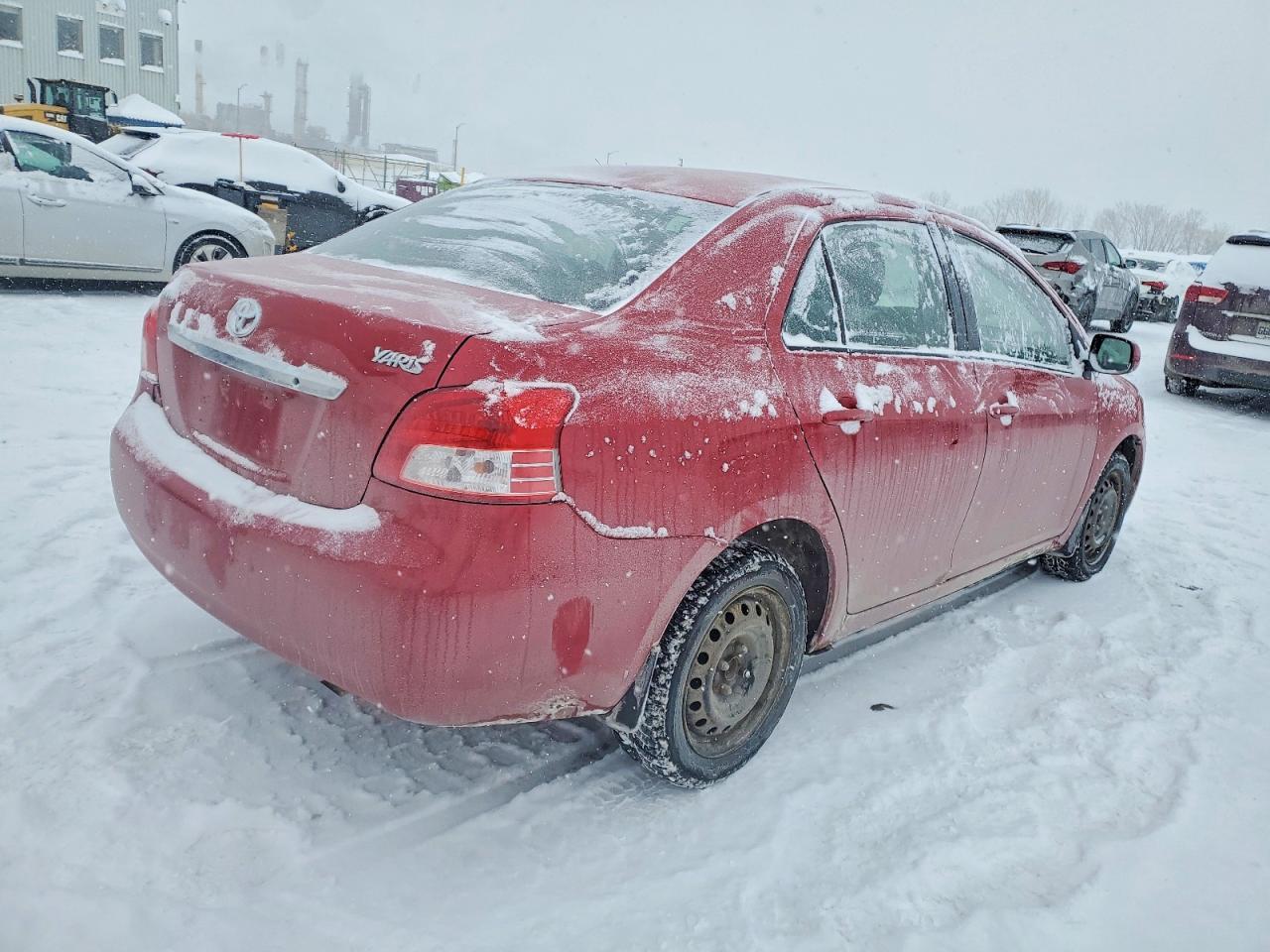 2011 TOYOTA YARIS
