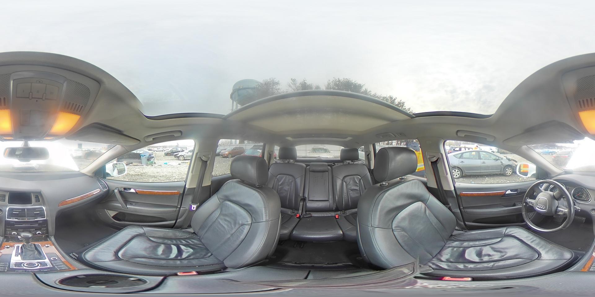 2010 AUDI Q7