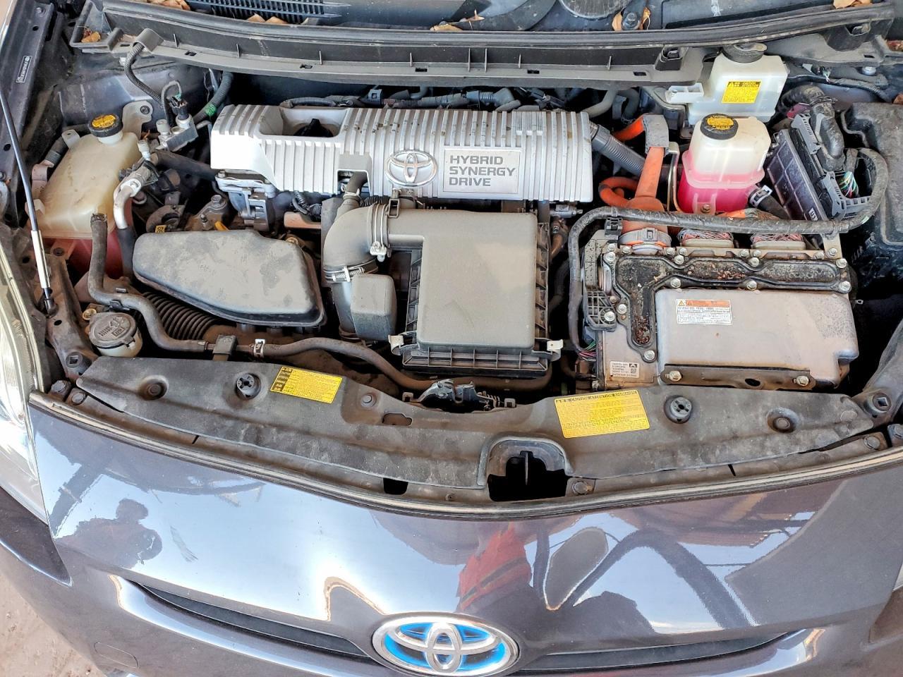 2011 TOYOTA PRIUS