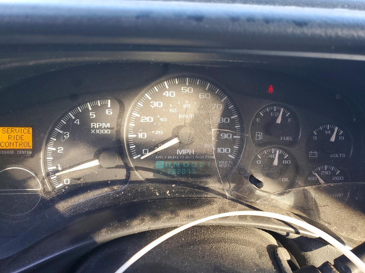 2002 CHEVROLET Tahoe