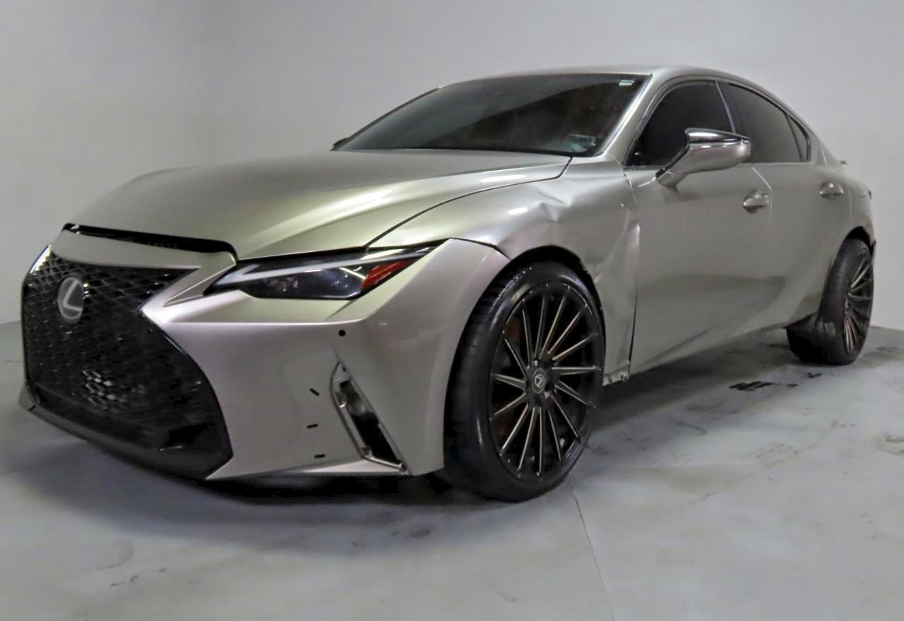 2021 LEXUS IS 300