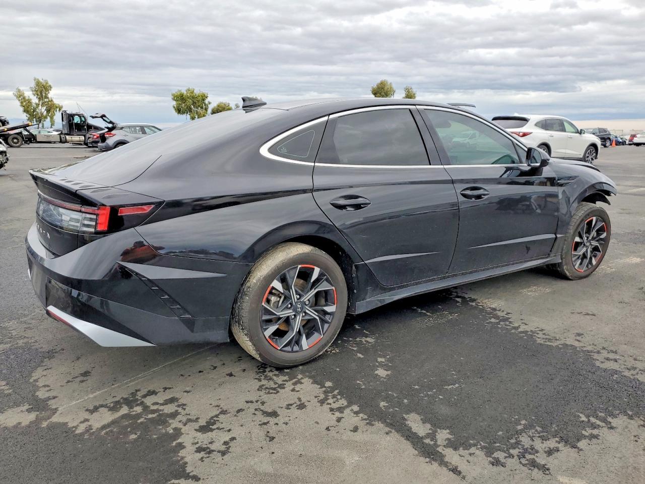2024 HYUNDAI SONATA
