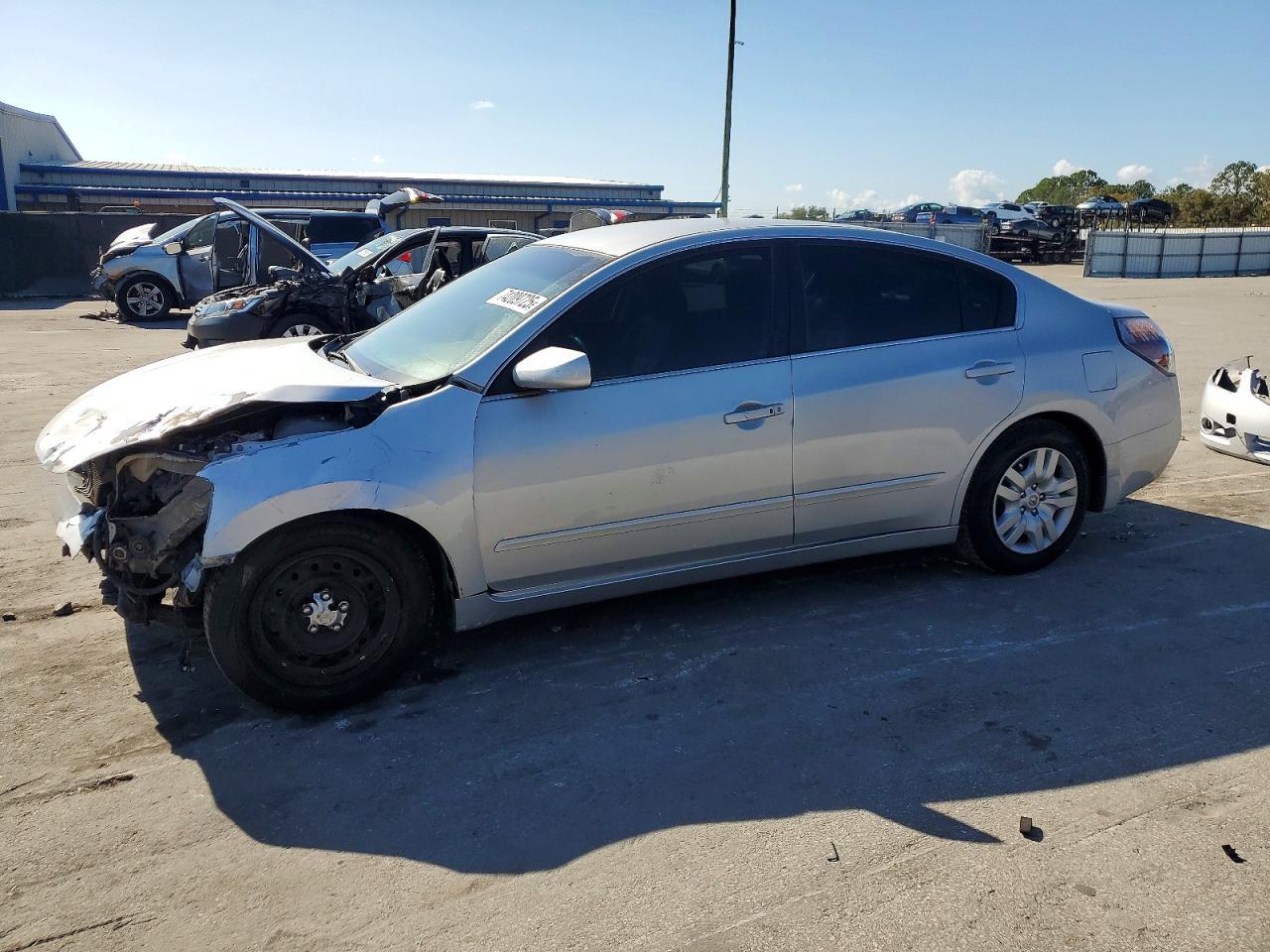 2012 NISSAN ALTIMA