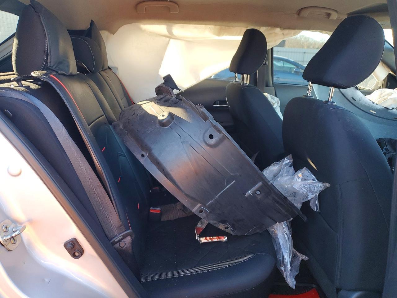 2018 NISSAN KICKS