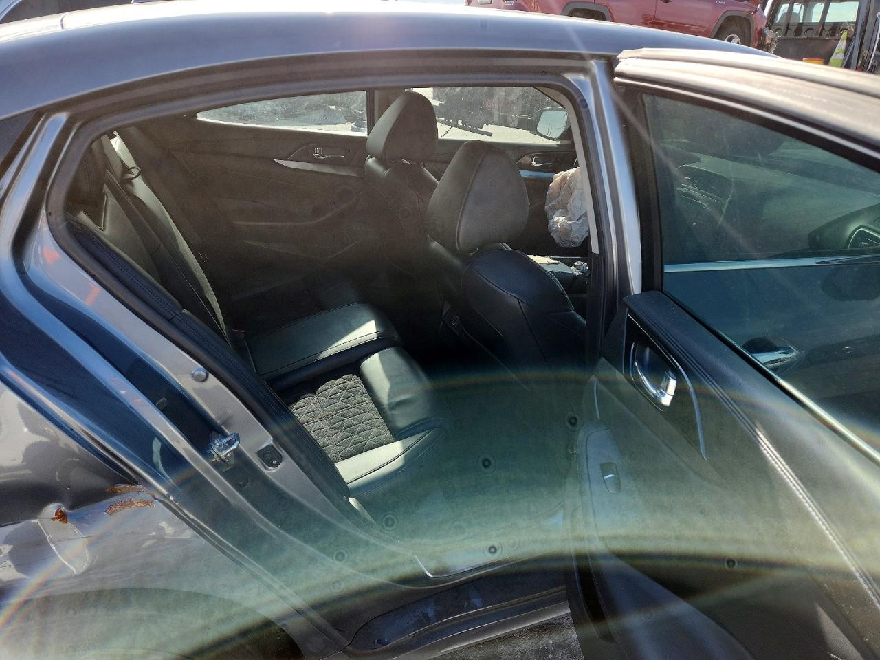 2018 NISSAN Maxima