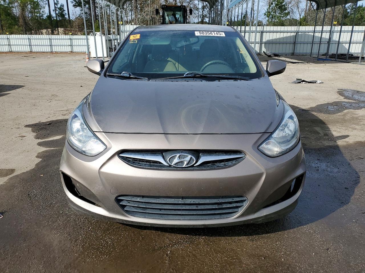 2013 HYUNDAI ACCENT