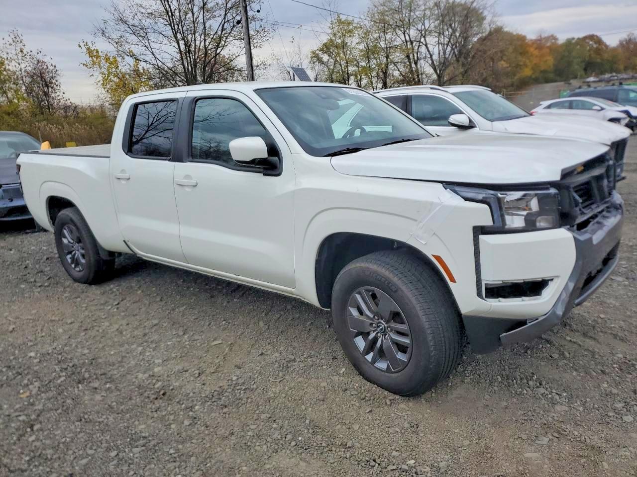 2025 NISSAN Frontier
