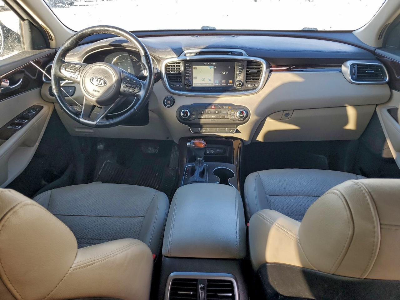 2016 KIA SORENTO