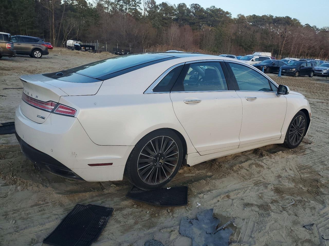 2015 LINCOLN MKZ