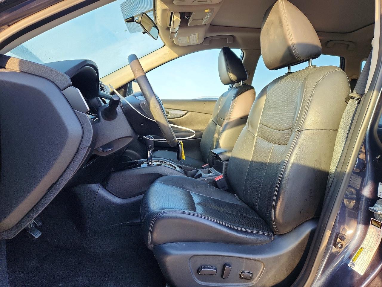 2014 NISSAN ROGUE