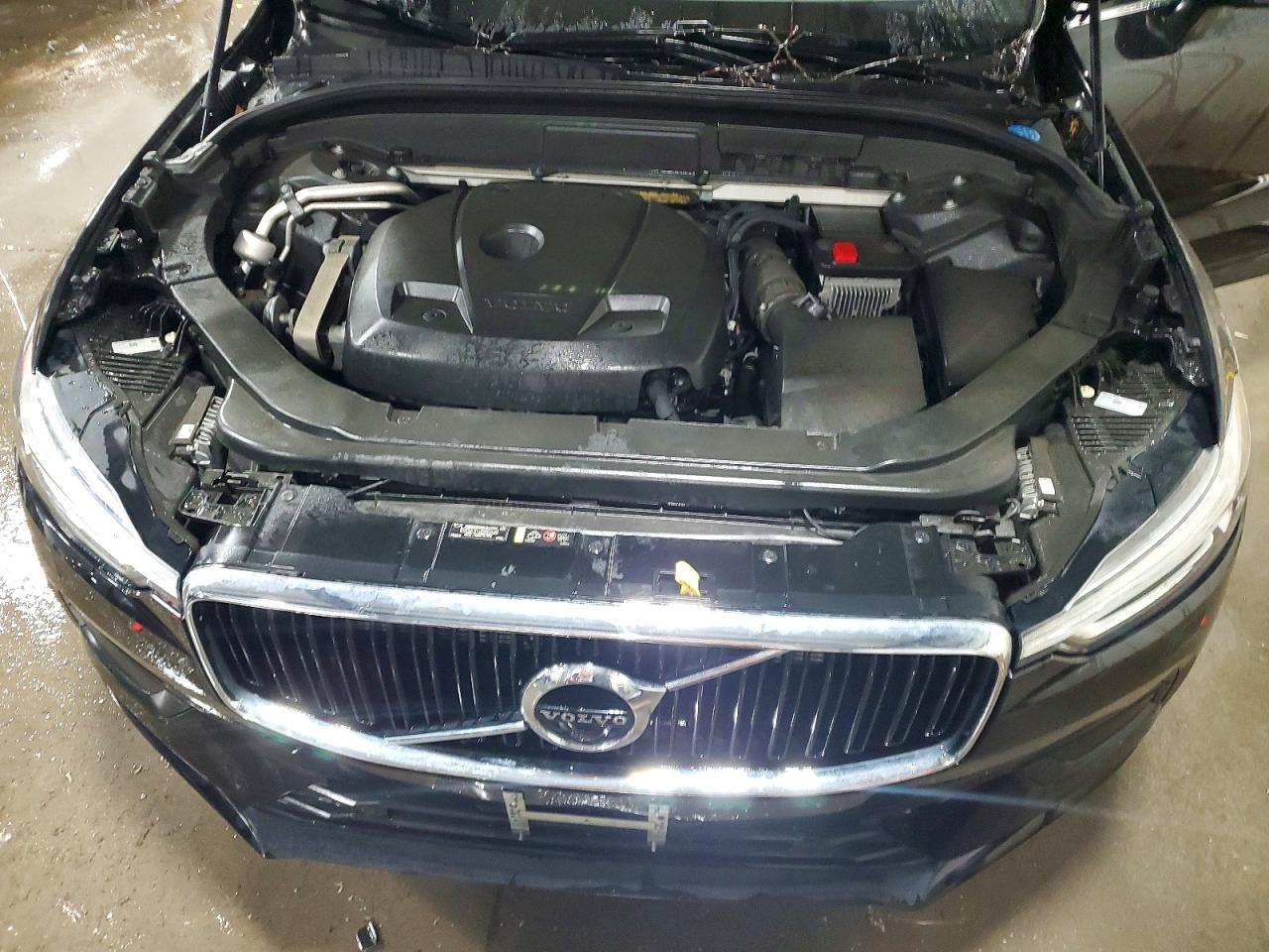 2019 VOLVO XC60