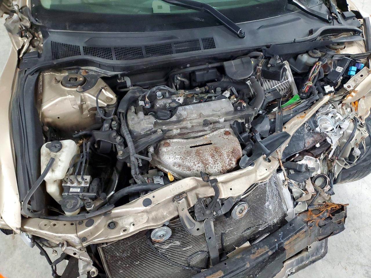 2010 TOYOTA CAMRY