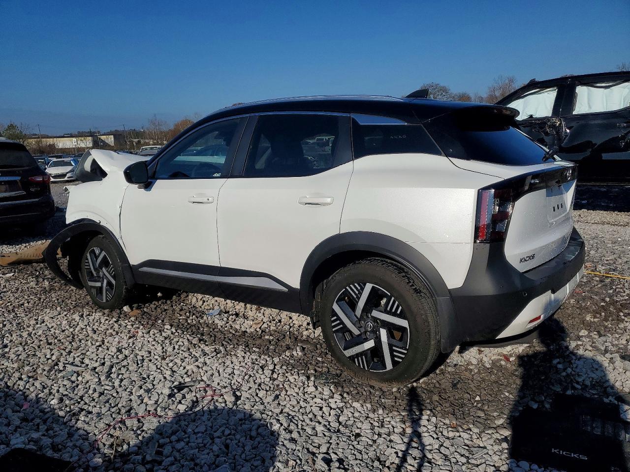 2026 NISSAN KICKS