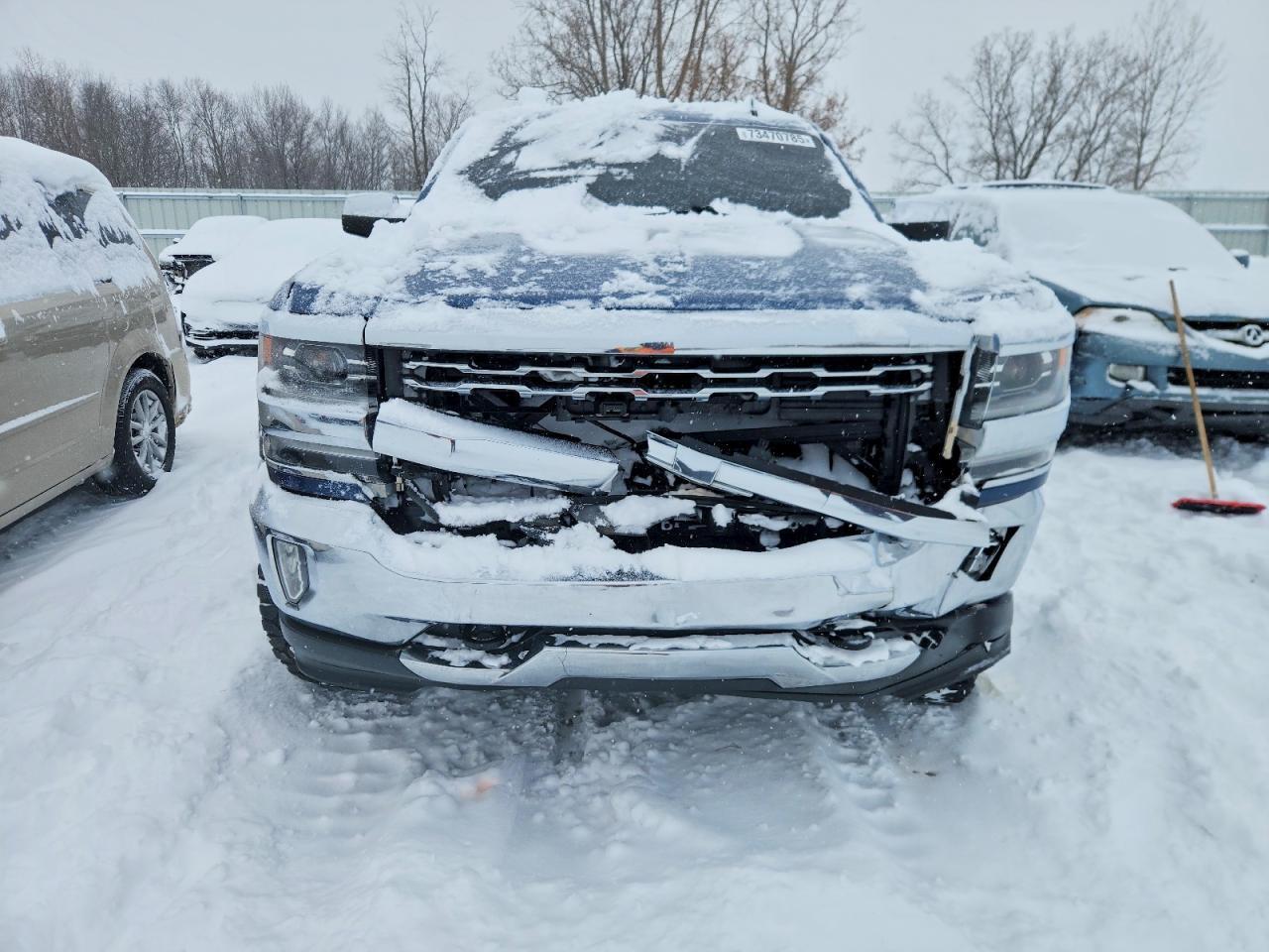 2017 CHEVROLET Silverado