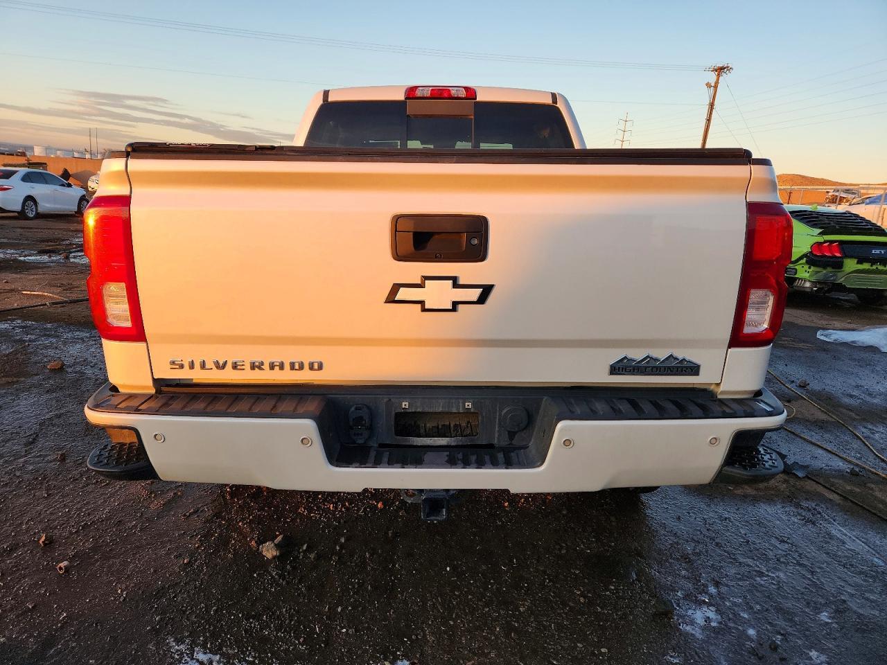 2018 CHEVROLET Silverado
