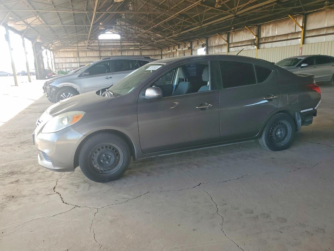 2013 NISSAN VERSA