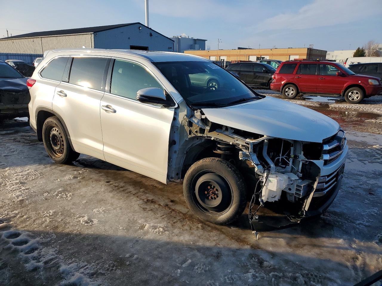 2017 TOYOTA HIGHLANDER