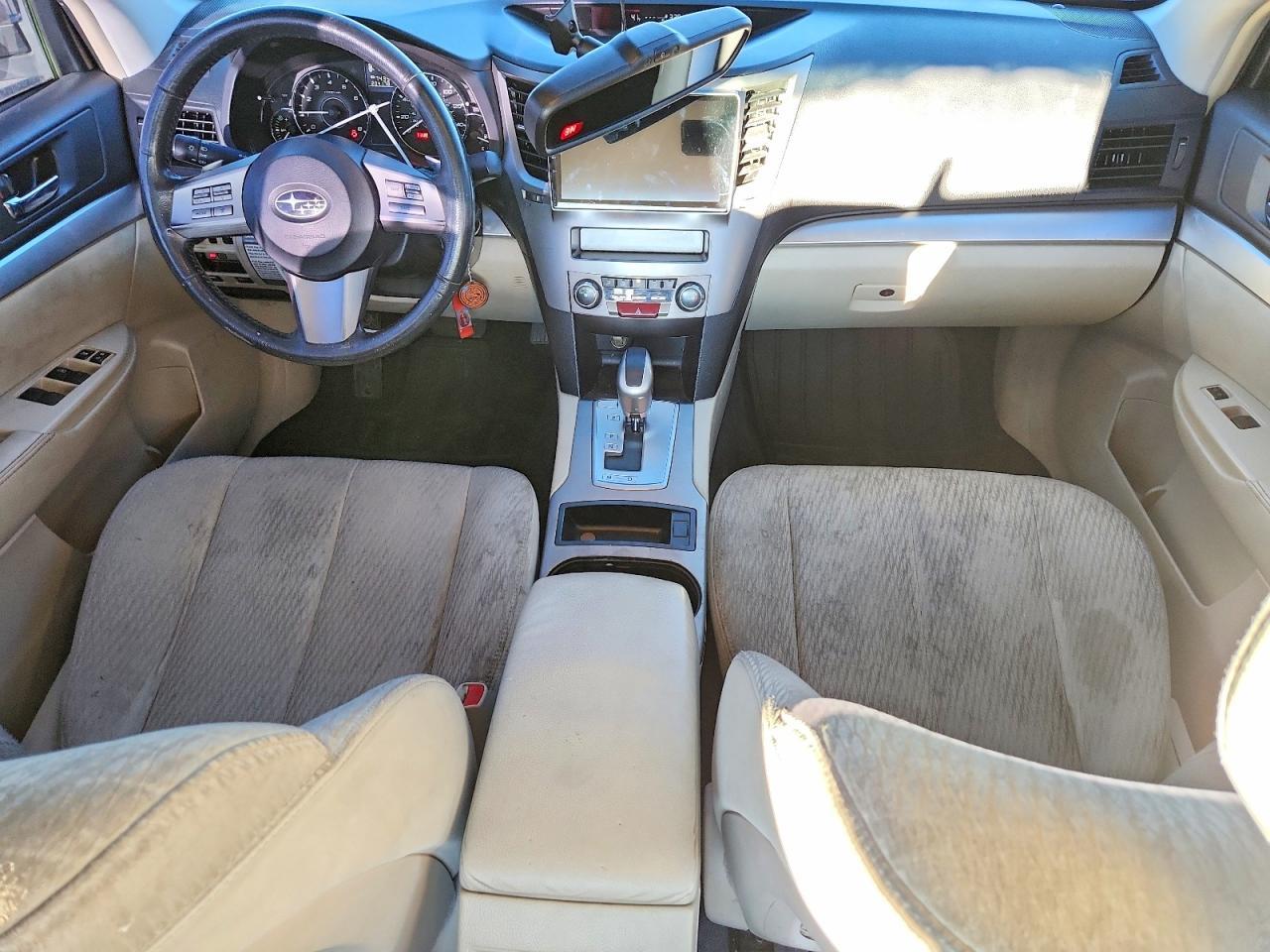 2011 SUBARU Legacy
