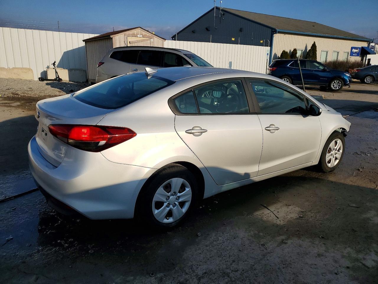 2017 KIA FORTE