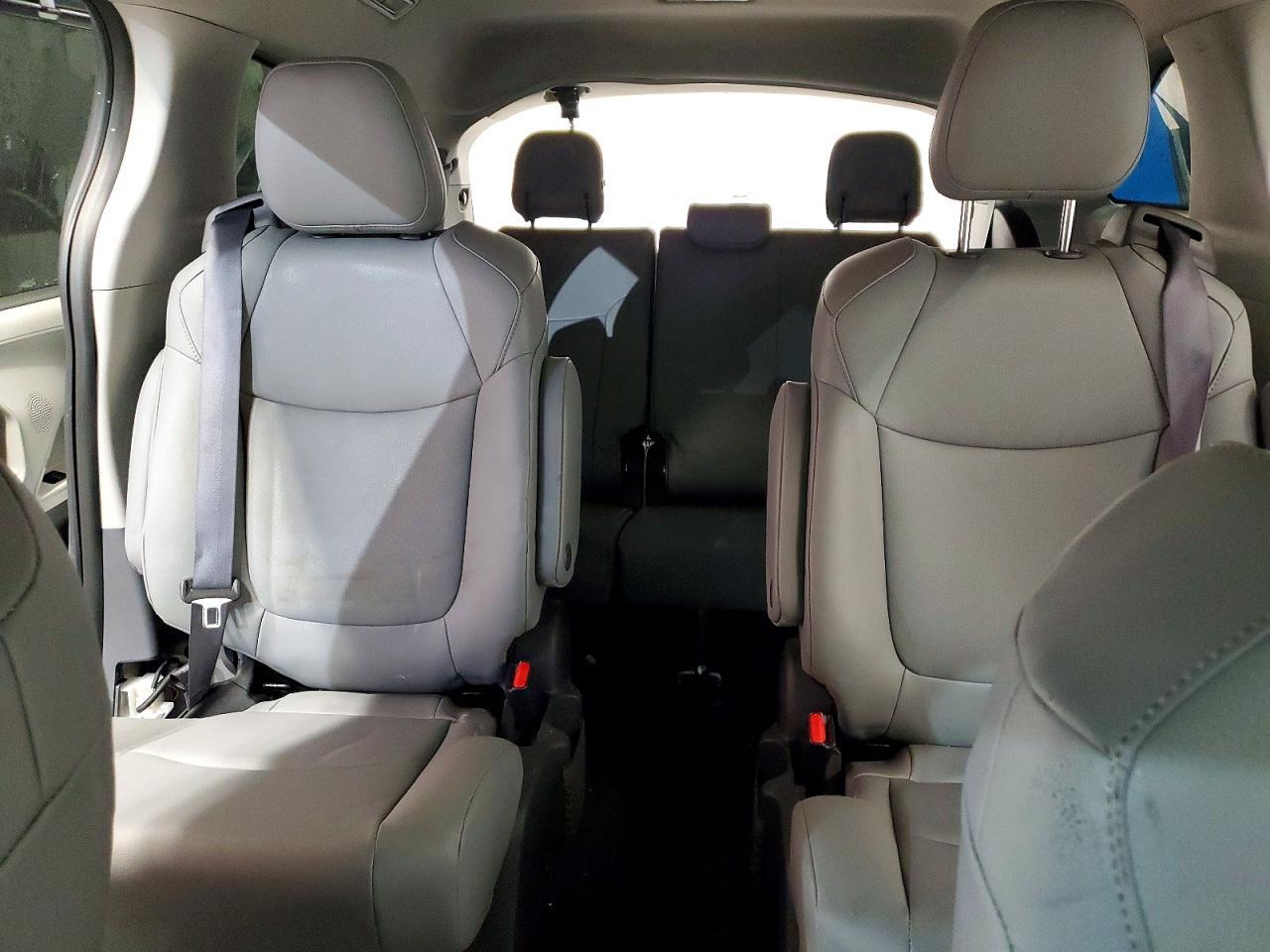 2023 TOYOTA SIENNA