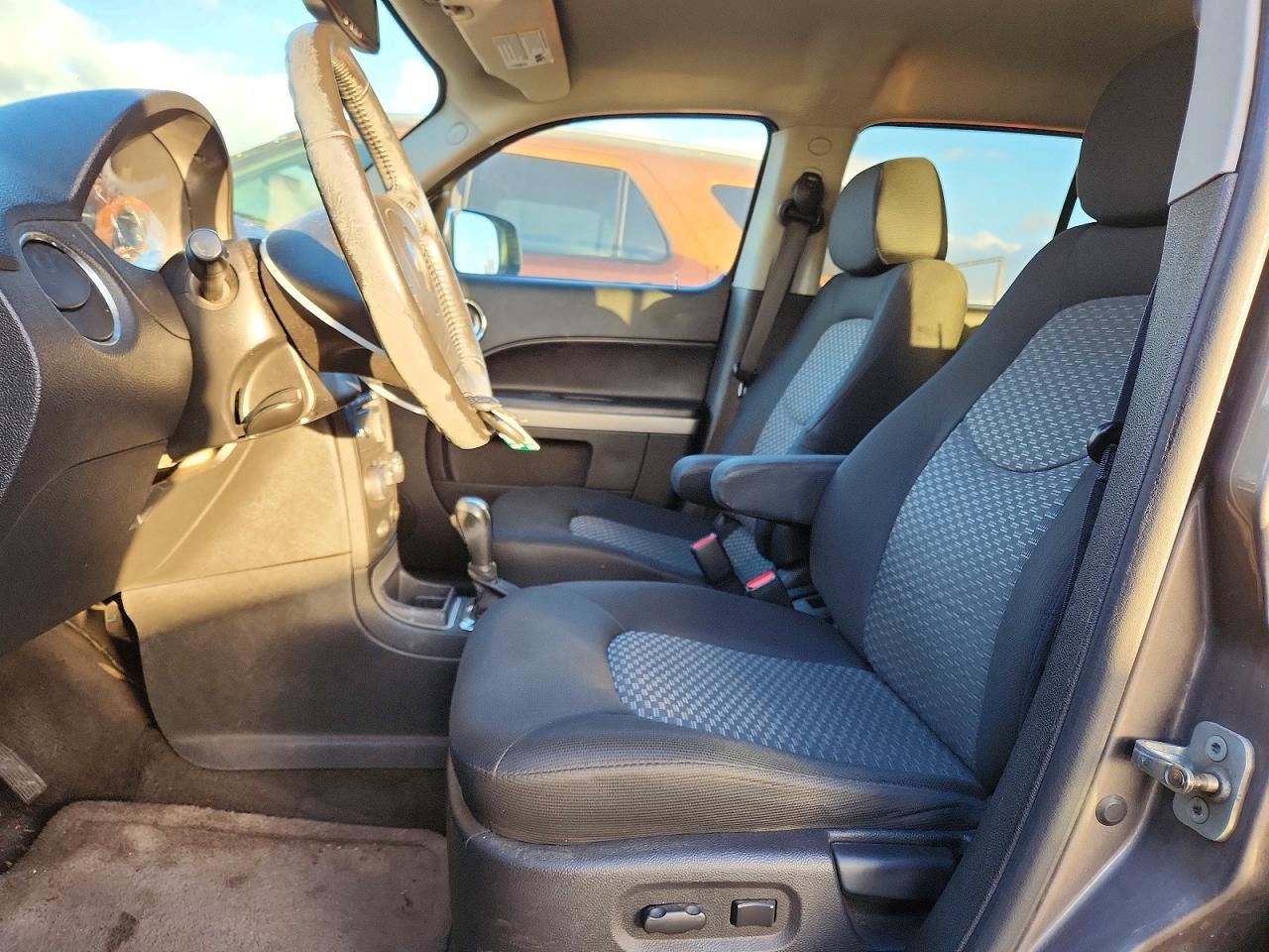 2011 CHEVROLET HHR