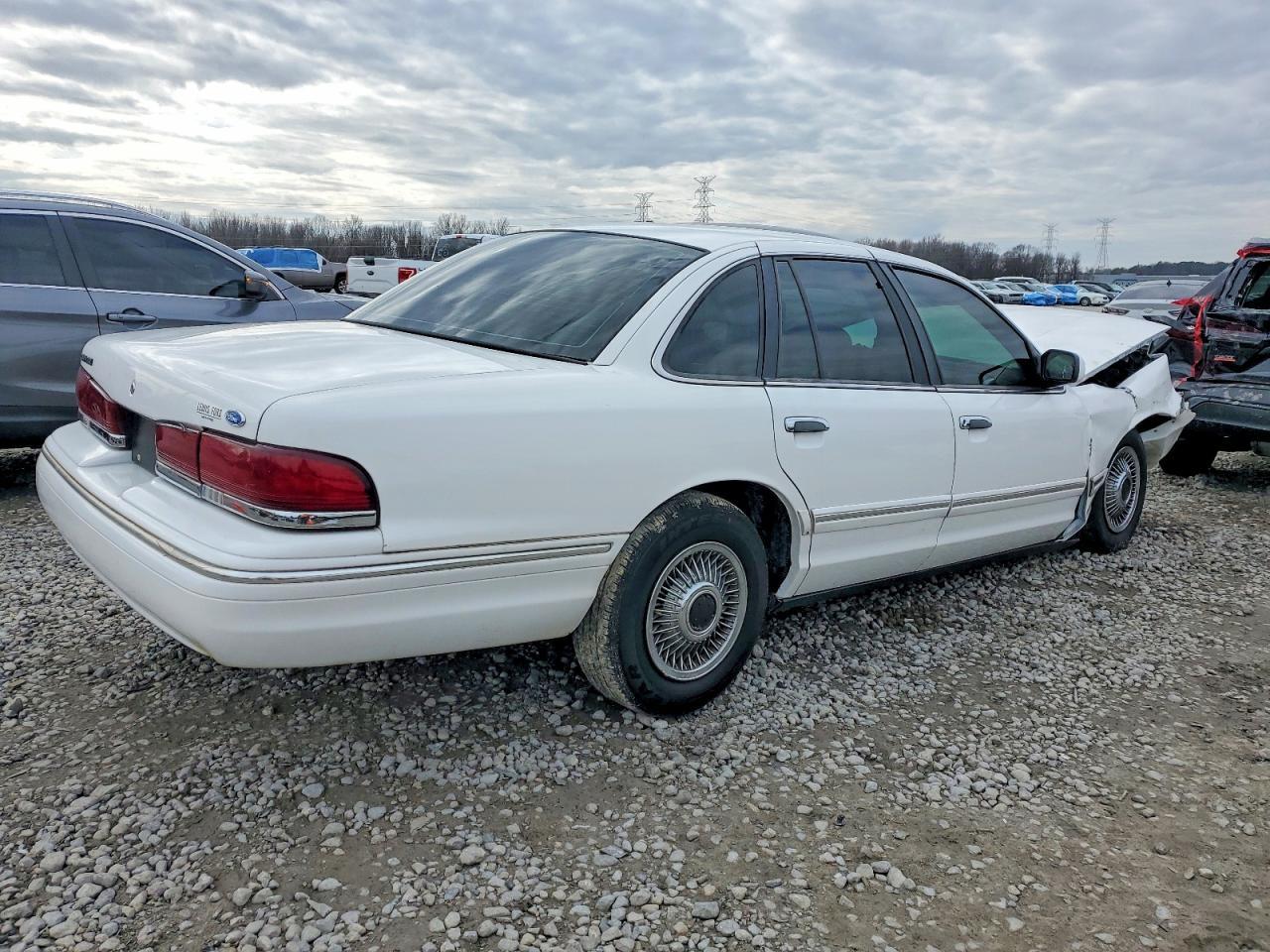 1997 FORD Crown Victoria