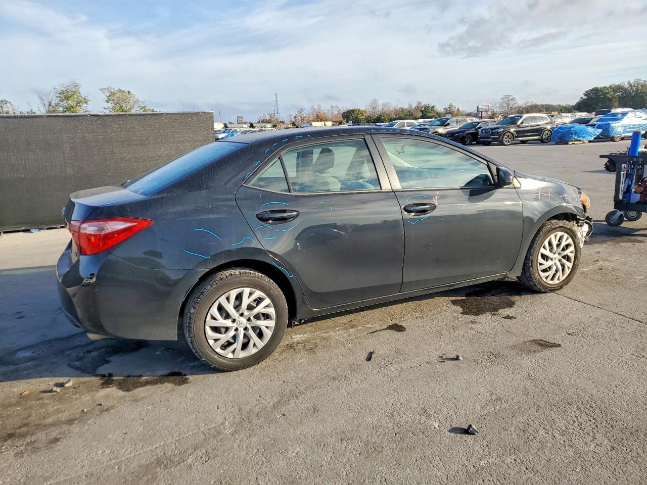 2017 TOYOTA COROLLA