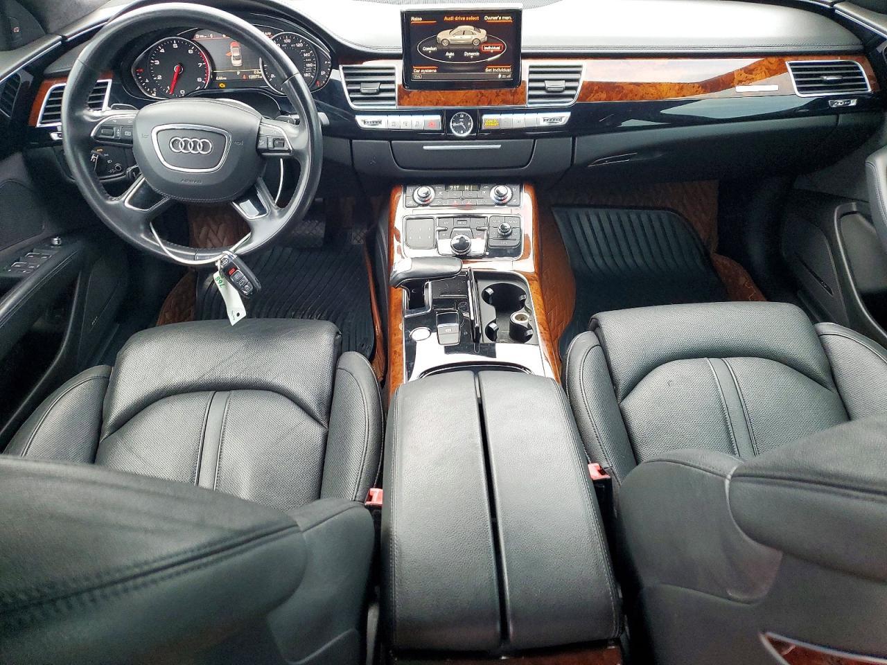 2013 AUDI A8