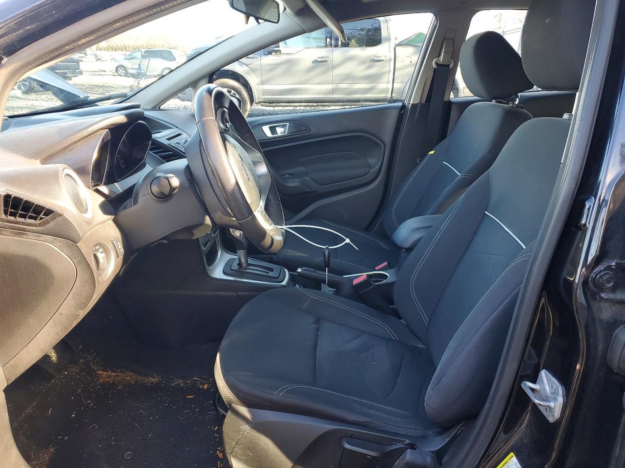 2014 FORD Fiesta