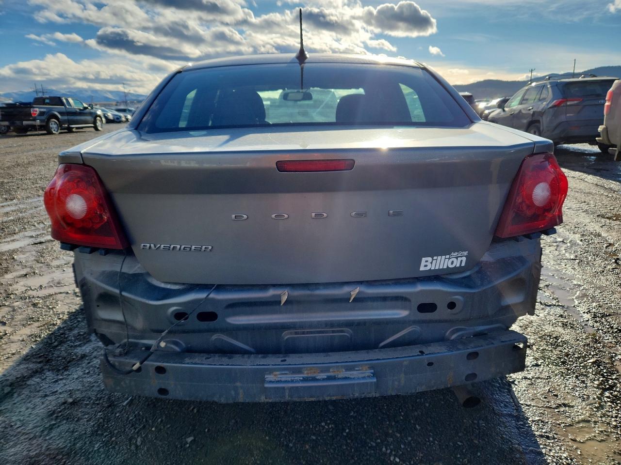2012 DODGE Avenger