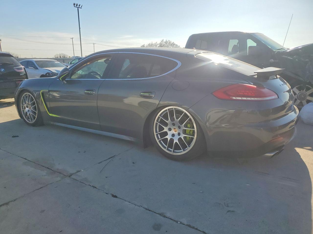 2014 PORSCHE Panamera