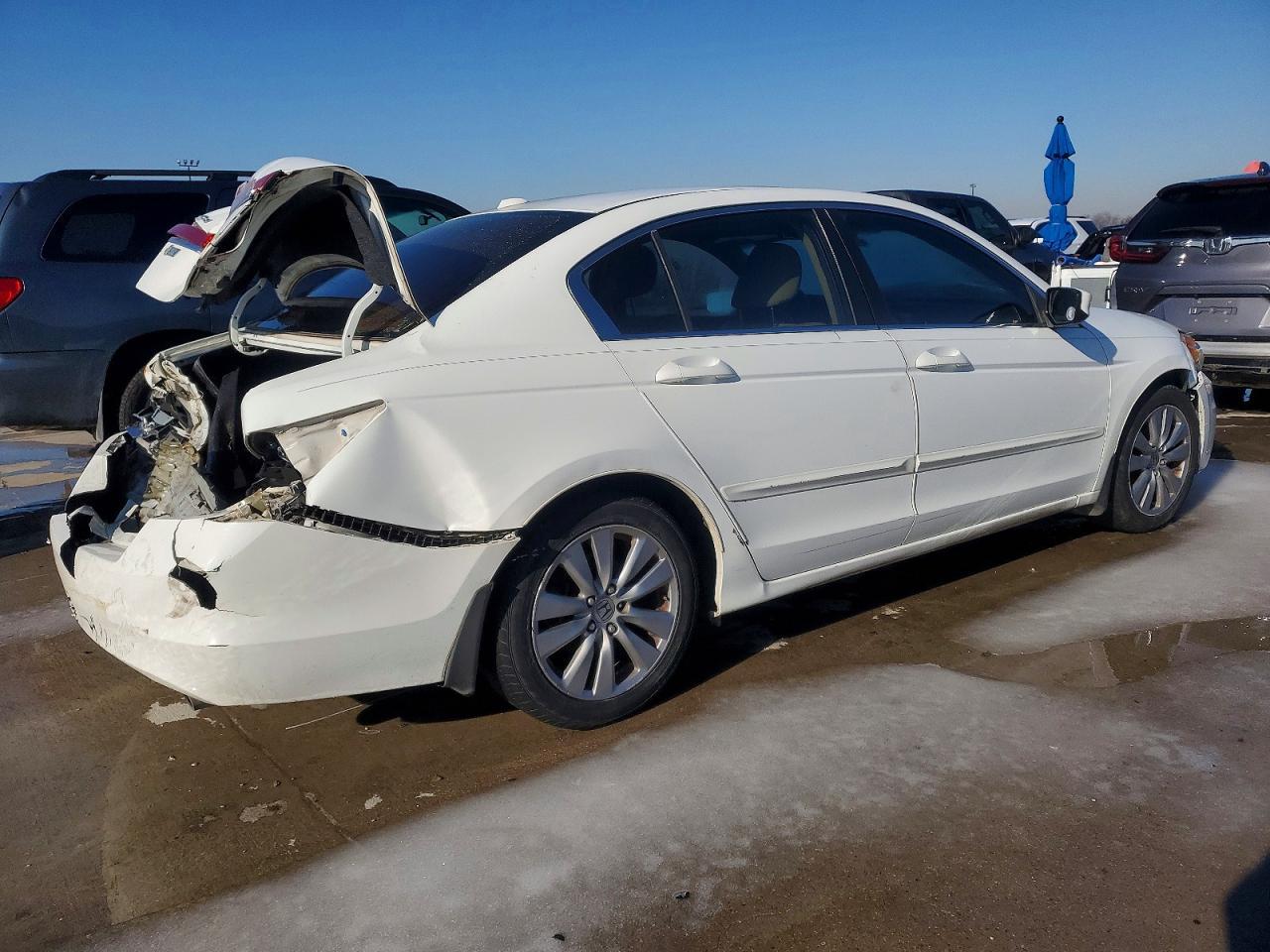 2011 HONDA ACCORD