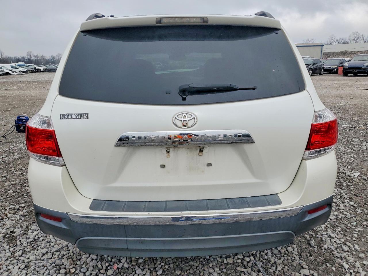 2013 TOYOTA HIGHLANDER