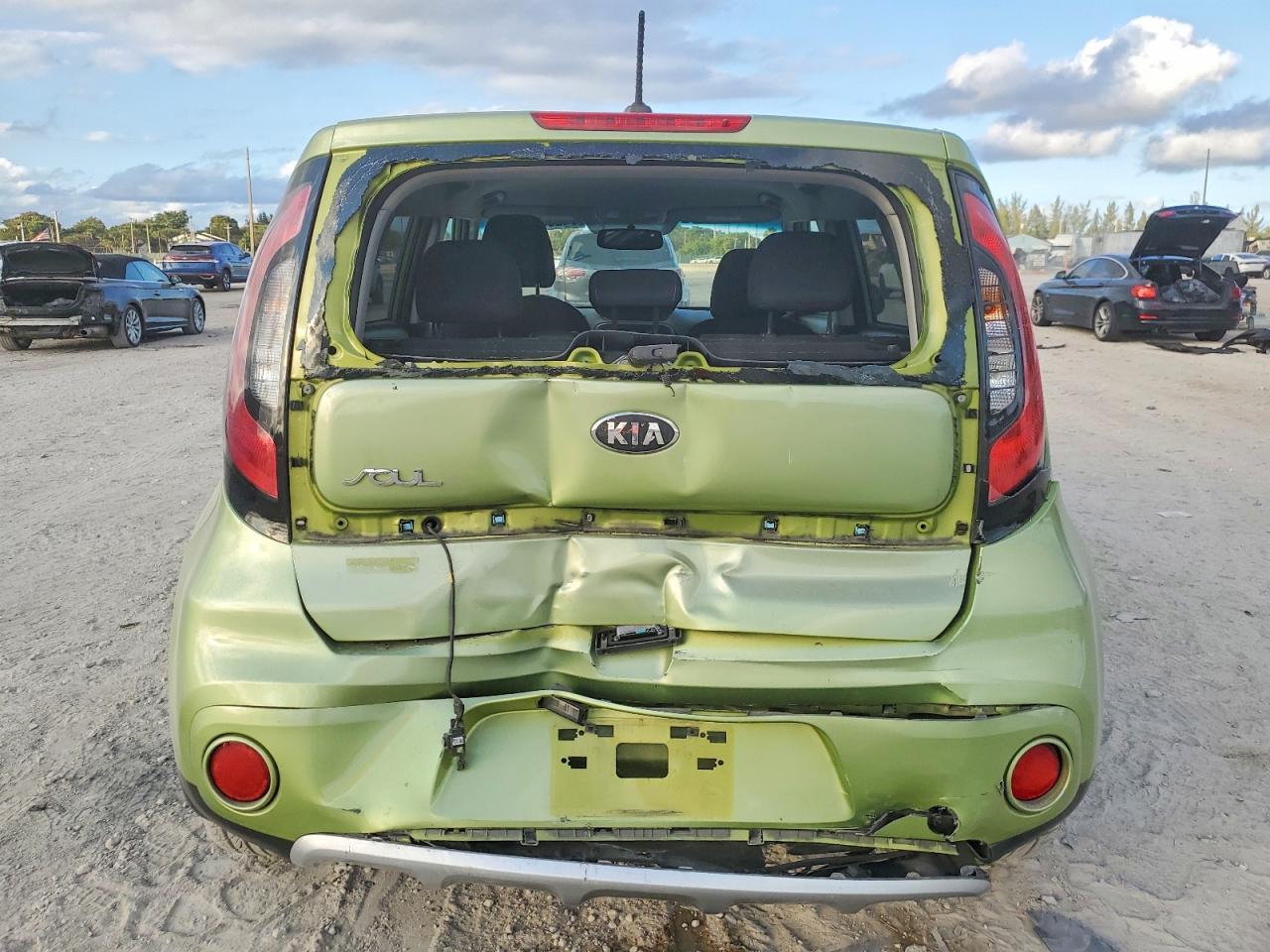 2017 KIA SOUL