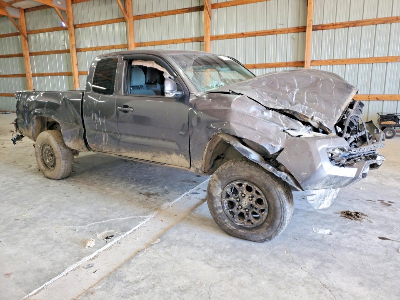 2016 TOYOTA TACOMA
