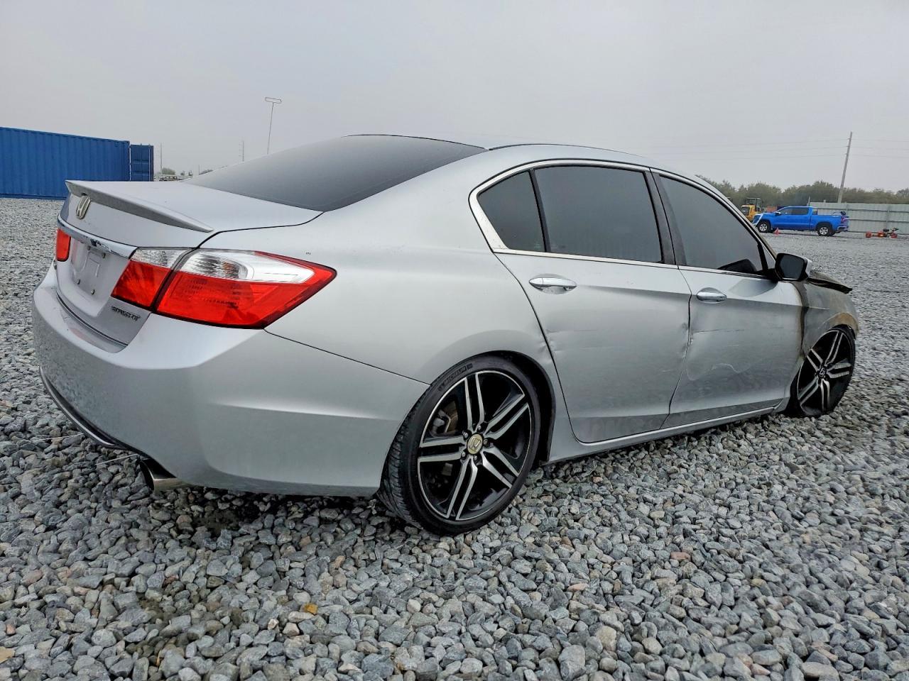 2015 HONDA ACCORD