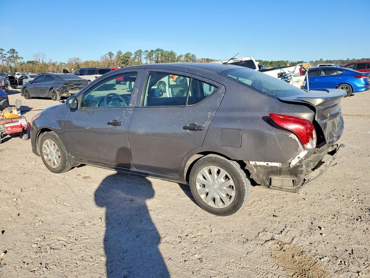 2015 NISSAN VERSA