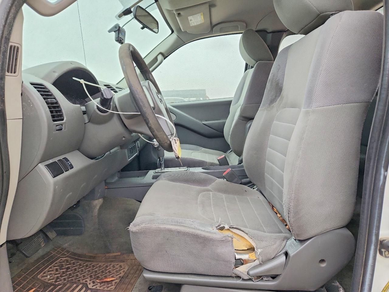 2012 NISSAN Frontier