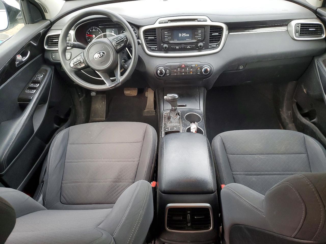 2017 KIA SORENTO