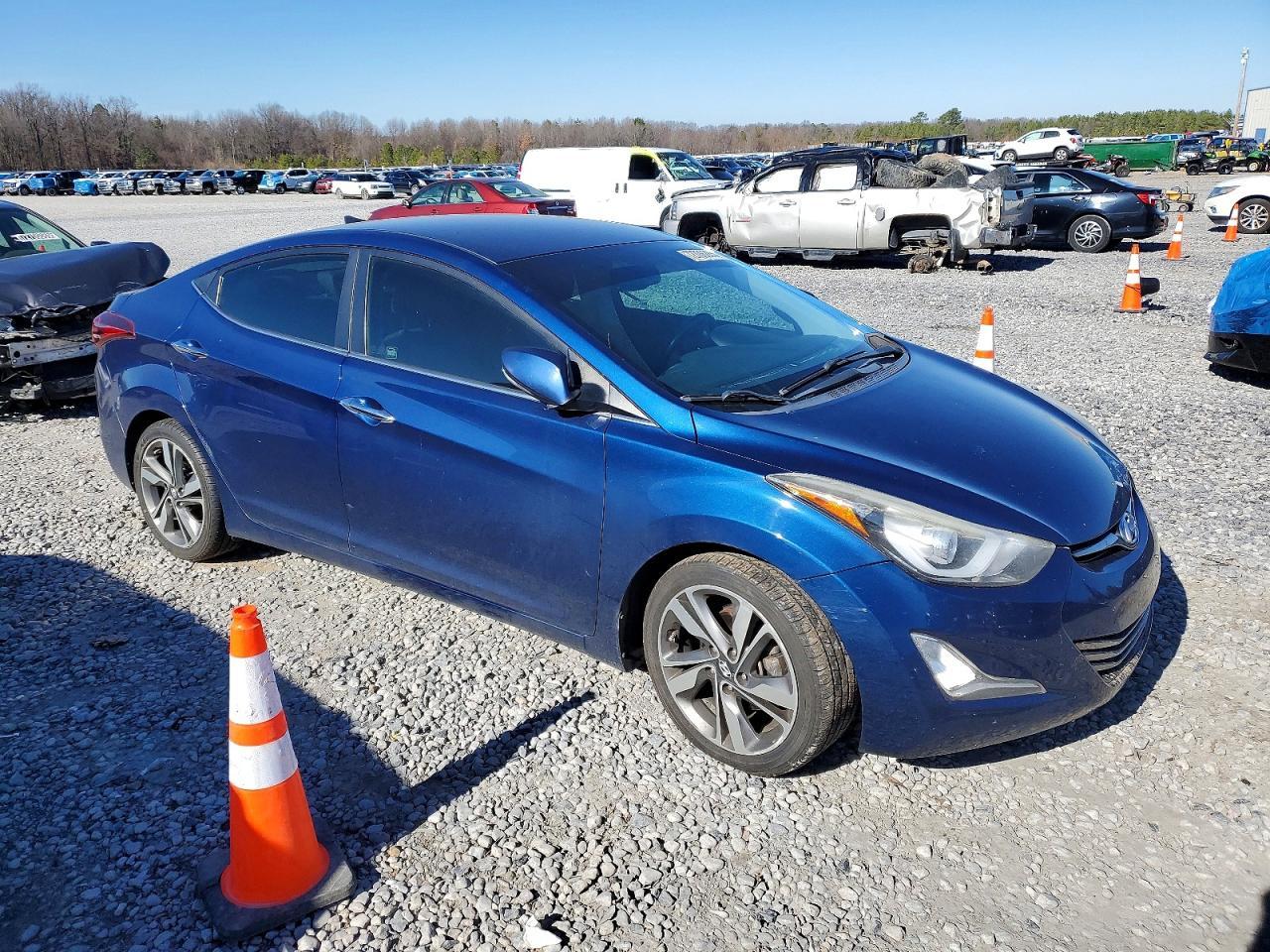 2015 HYUNDAI ELANTRA