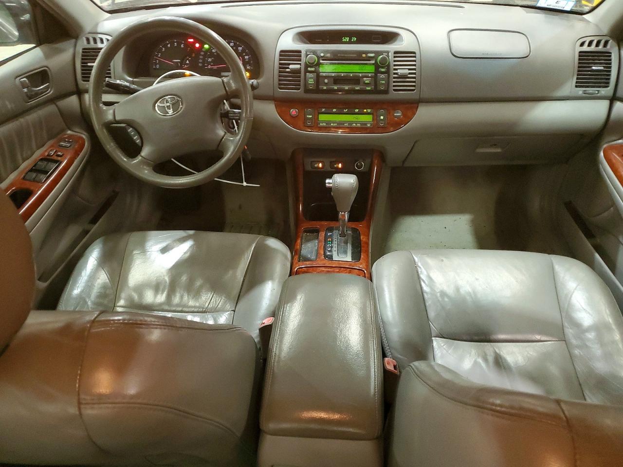 2004 TOYOTA CAMRY