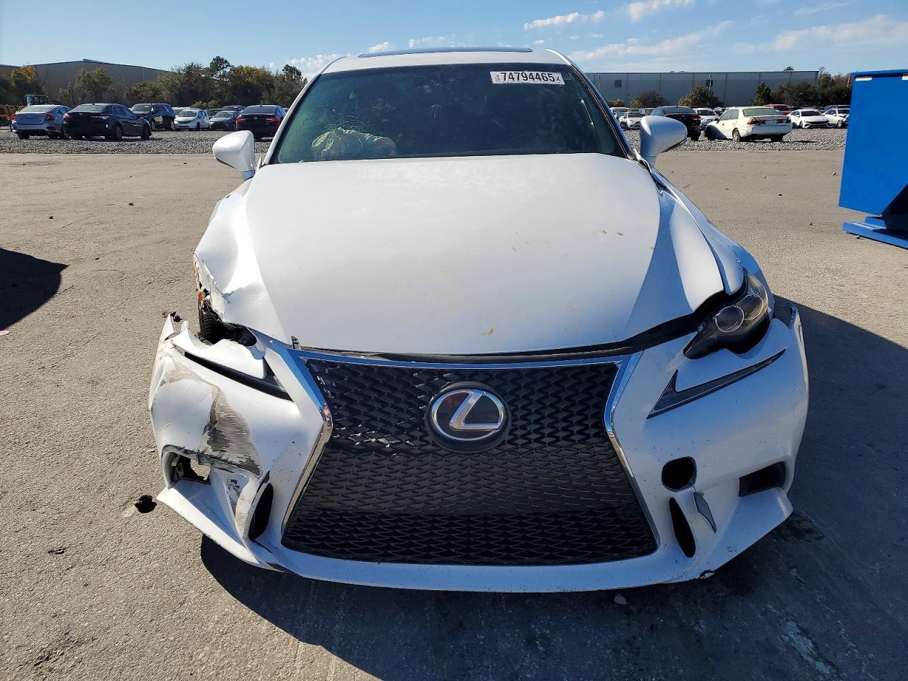 2016 LEXUS IS 200t